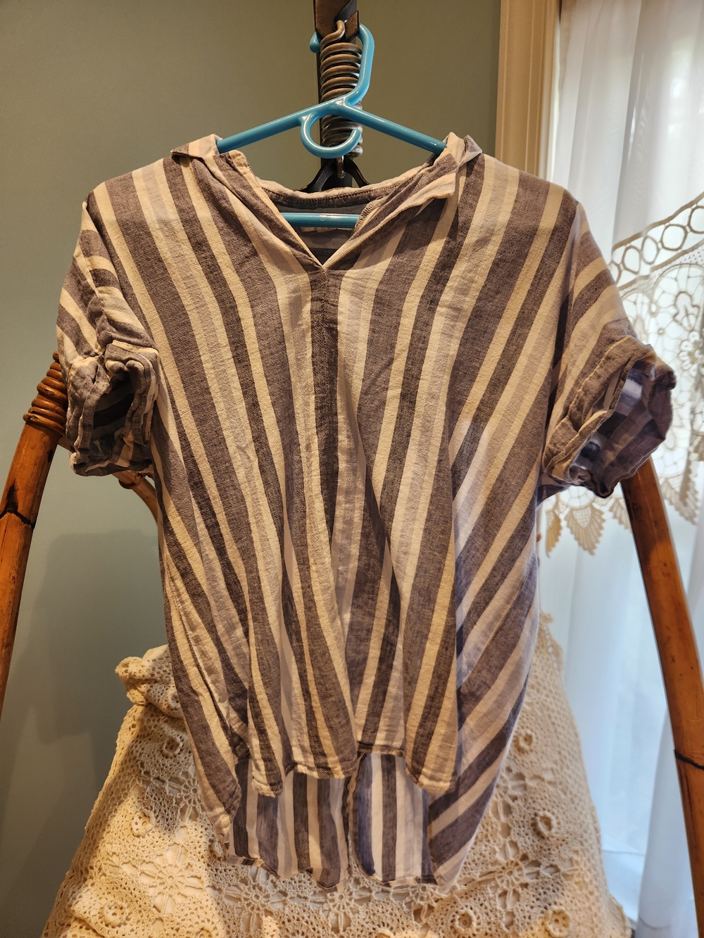 beachlunchlounge Blue and White Striped Top Shirt